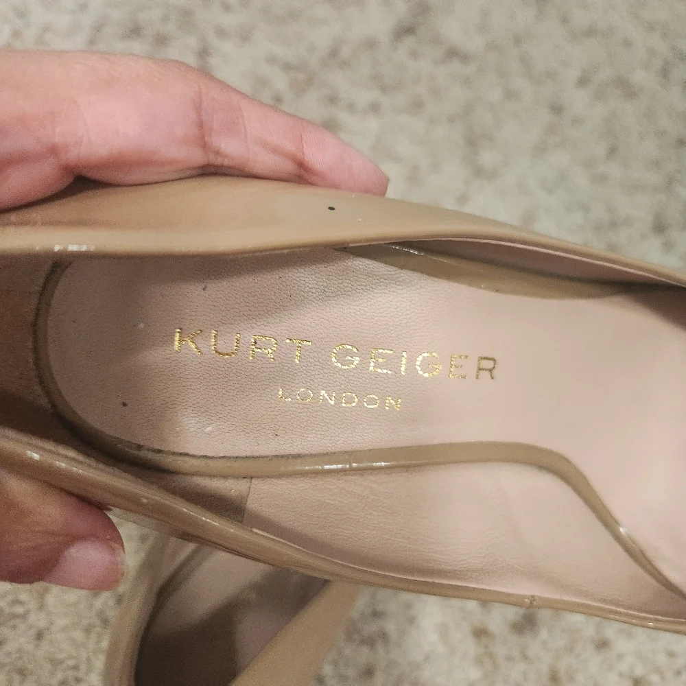 Kurt Geiger London Britton Nude Patent Leather Heels Women's Size 38.5 E…